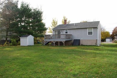 28 Pickering Rd, Rochester, NH 03839 - photo 3