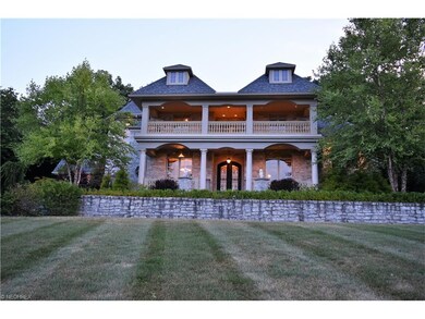 41079 Spring Hill Leetonia OH - Stately Front View