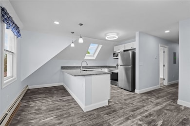 17 Selkirk Rd unit 3, Cranston, RI 02905 - photo 3