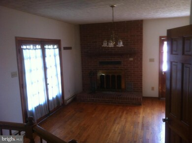 2328 N Mildred St, Ranson, WV 25438 - photo 3