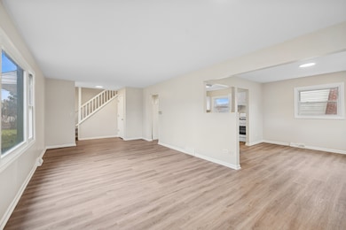 1520 N Park Dr, Round Lake Beach, IL 60073 - photo 6