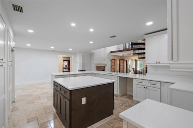 1721 Allens Creek Dr, Clearwater, FL 33764 - photo 3