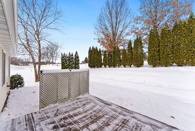 406 Aspen Trail, Muscatine, IA 52761 - photo 6