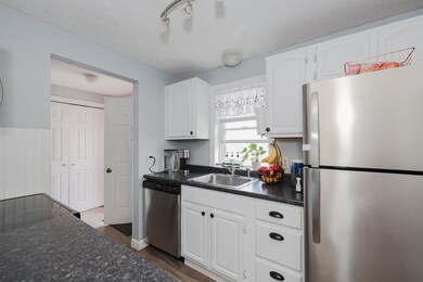 23 Vinton Dr, Concord, NH 03303 - photo 4