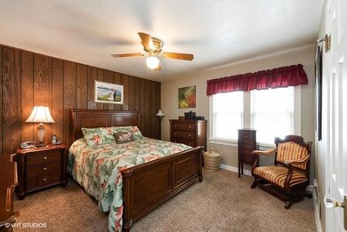 334 N Harvey St, Griffith, IN 46319 - photo 7