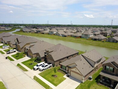 5155 Echo Falls Dr, Alvin, TX 77511 - photo 4