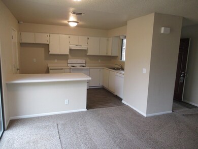 3722 Pegasus St, Redding, CA 96002 - photo 4