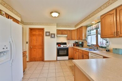 10731 Newton Ave, Crown Point, IN 46307 - photo 4