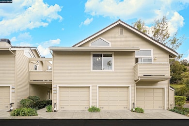 408 Lighthouse Ct, Hercules, CA 94547 - photo 2