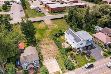 1521 Minnesota Ave, Duluth, MN 55802 - photo 2