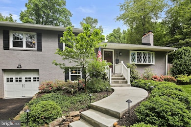 7342 Barbour Ct, Falls Church, VA 22043 - photo 5