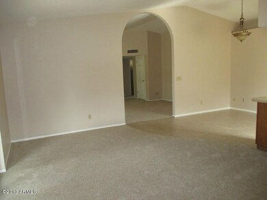 family room (2)