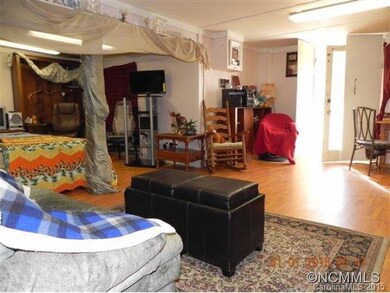 206 Odonald Rd, Asheville, NC 28806 - photo 6