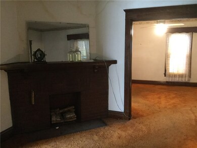 598 Spruce Ave, Sharon, PA 16146 - photo 4