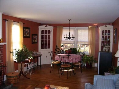 31 Campbell St, West Warwick, RI 02893 - photo 4