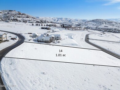 12-1652 N Cambridge Dr, Lot 14, Midway,