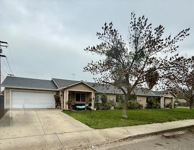 1805 Pearl St, Modesto, CA 95350 - photo 2