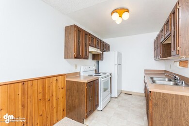 2200 Minerva Way B4 Anchorage-large-007-