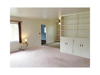 2961 19th St, Columbus, IN 47201 - photo 4