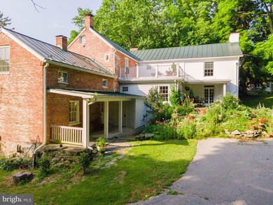 5011 Kearneysville Pike, Shepherdstown, WV 25443 - photo 5