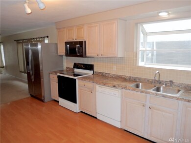 2650 E 2nd St, Port Orchard, WA 98366 - photo 5