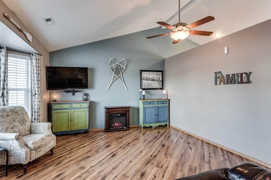 722 E Carrie Dr, Medical Lake, WA 99022 - photo 2