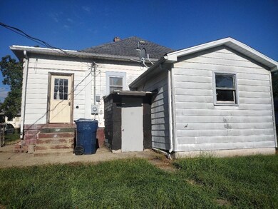 2011 N 22nd St, Terre Haute, IN 47804 - photo 5