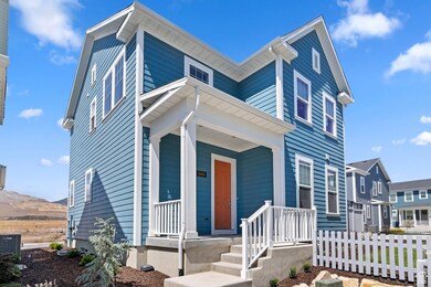 View of front of home featuring a porch