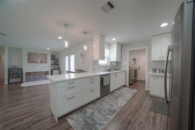 1355 Lehman St, Houston, TX 77018 - photo 3