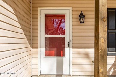 Photo 5-105 Carriage Hills Court