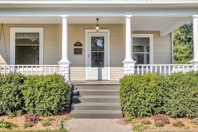 207 S Union St, Tecumseh, MI 49286 - photo 2