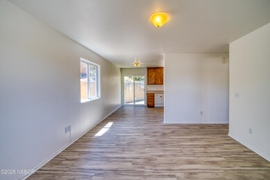 504 Robert Ct-5