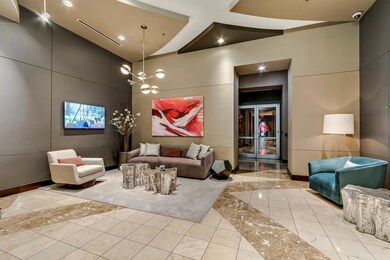 Common area featuring recessed lighting, a toweri