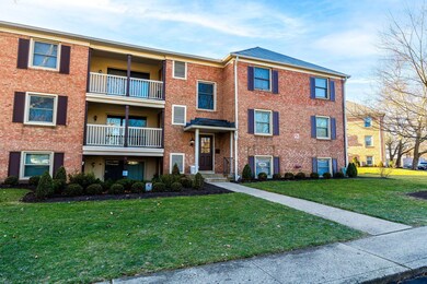 965 Manor Ln Unit D