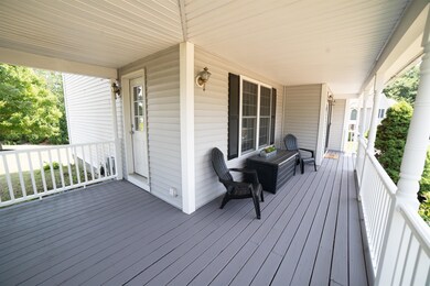 12 Macintosh Ln, Fitchburg, MA 01420 - photo 2