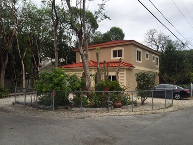 Corner View angle 1