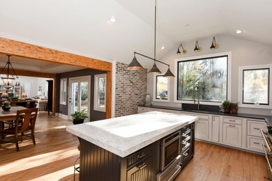 9 Robin Rd, Rumson, NJ 07760 - photo 2