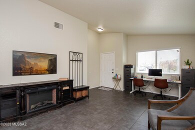 Formal Living /Dining room