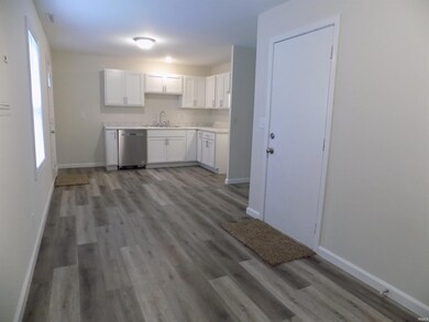 423 E Hubbard Ave, Elkhart, IN 46516 - photo 6