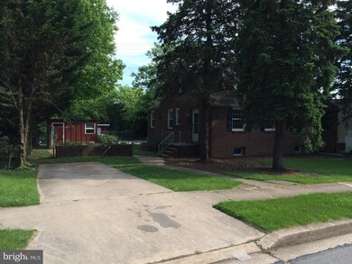 8715 Oakleigh Rd, Parkville, MD 21234 - photo 3