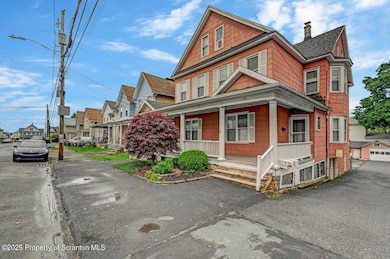 126-130 S Rebecca Ave 002 Large