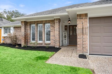 7334 W Hearthstone Green Dr, Houston, TX 77095 - photo 2