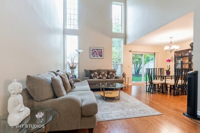 122 Huntington St unit 25D, Lake Bluff, IL 60044 - photo 2