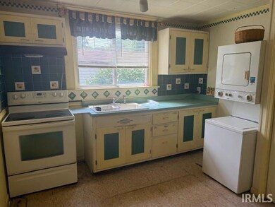 105 N Carter St, Colfax, IN 46035 - photo 6