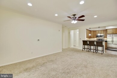 201 High Gables Dr unit 109, Gaithersburg, MD 20878 - photo 6