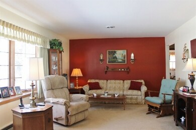 5255 Irish Ln, Fitchburg, WI 53711 - photo 4