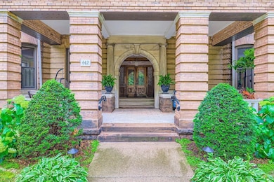 Front entry to this Clarence Johnston-designed building