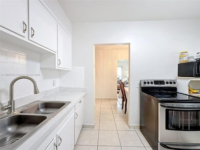 675 W 30th St, Hialeah, FL 33012 - photo 6