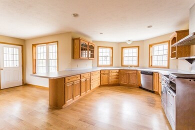 147 Ragged Hill Rd, West Brookfield, MA 01585 - photo 5