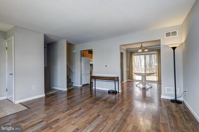 7278 Pommel Dr, Sykesville, MD 21784 - photo 4